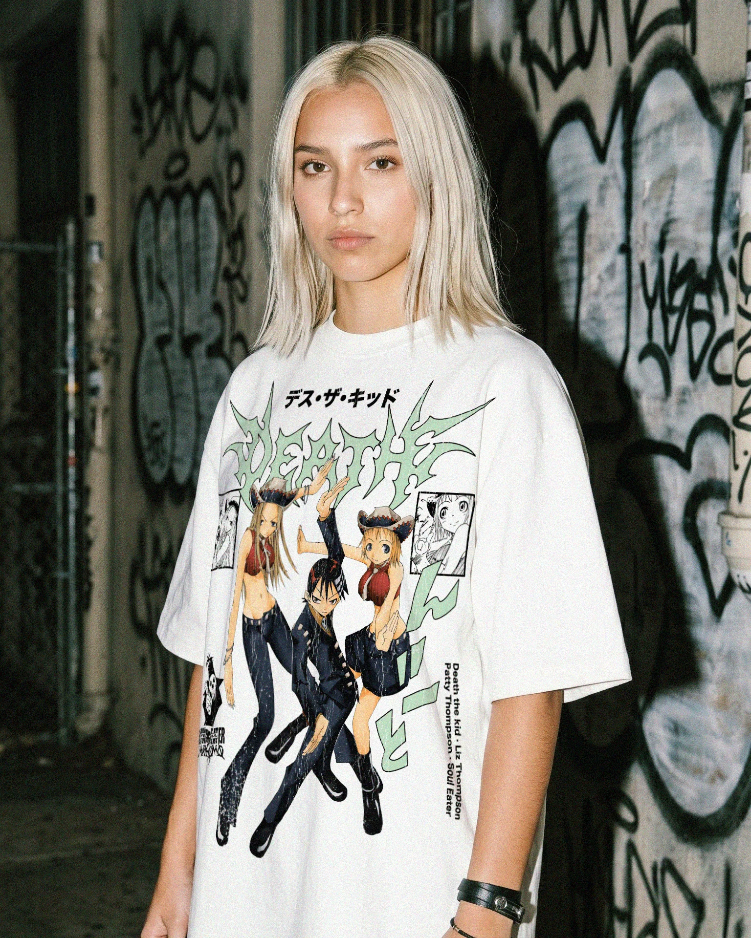 OVERSIZED & RELAXED